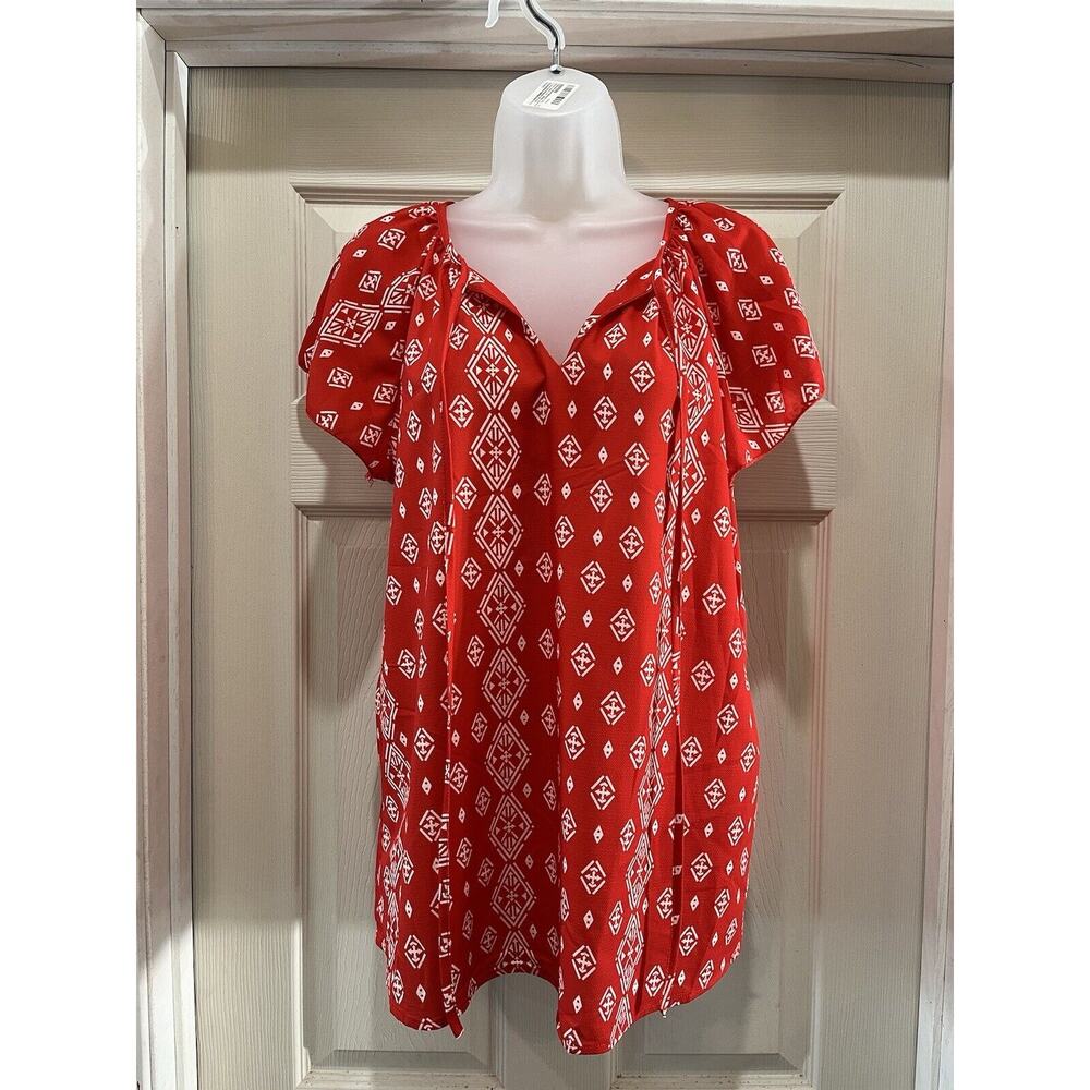 Women’s Simply Fun Red Short Sleeve Blouse Size L